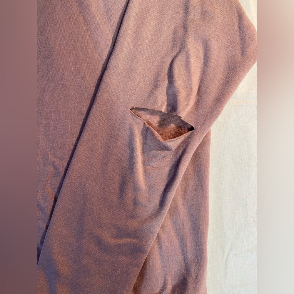 Beyond Yoga  pullover cut out elbow (intended) pink Size L  EUC - Picture 9 of 9